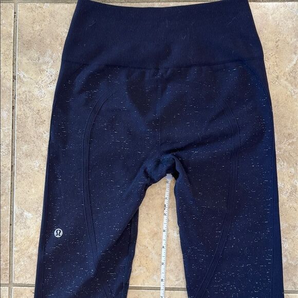 Sparkly Navy Lululemon Size 6 New Leggings - Picture 5 of 6